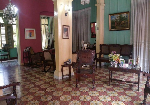 'Living room' Casas particulares are an alternative to hotels in Cuba.